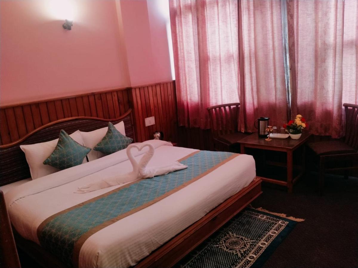 Hotel Yak Маналі Екстер'єр фото